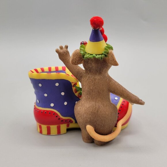Charming Tails "Laughter Is Good For The Sole" Figurine Mouse With Clown Shoe - Picture 6 of 8